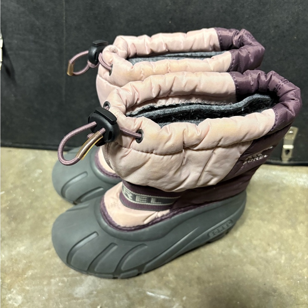 Sorel Kids Two-Tone Winter Boots Size 12
